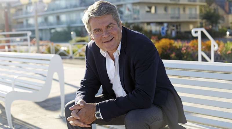 Franck LOUVRIER, nouveau Président de France Congrès Événements